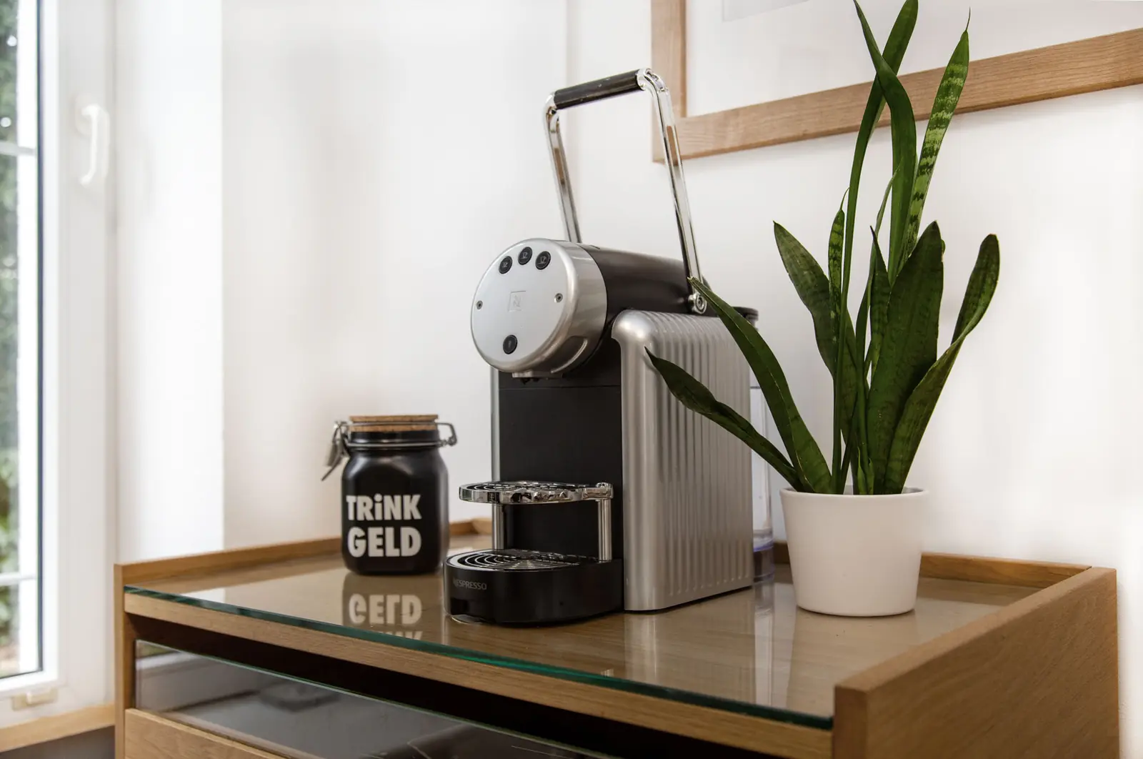 Coffee corner for those waiting
